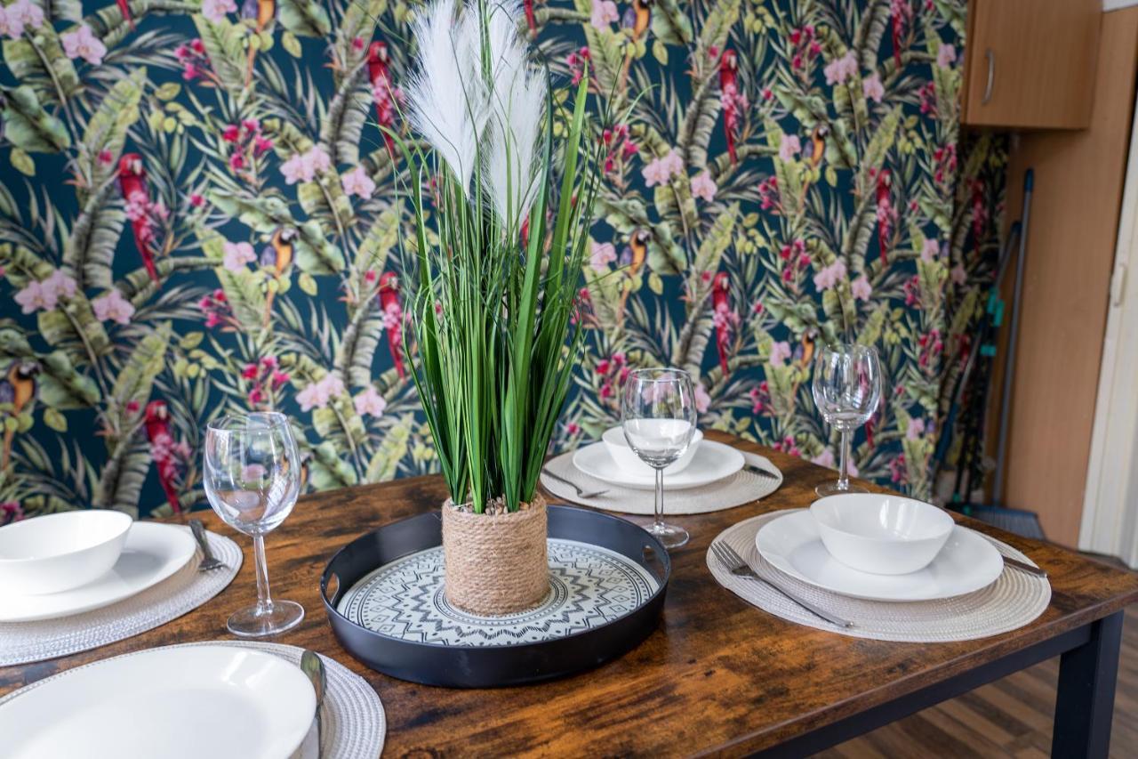 Exclusive Deals L Last-Minute Reserve L Townhouse With Sleeps 6 L Braunstone Town , Leicester L By Zen Nights Short Lets & Serviced Accommodations Exterior foto